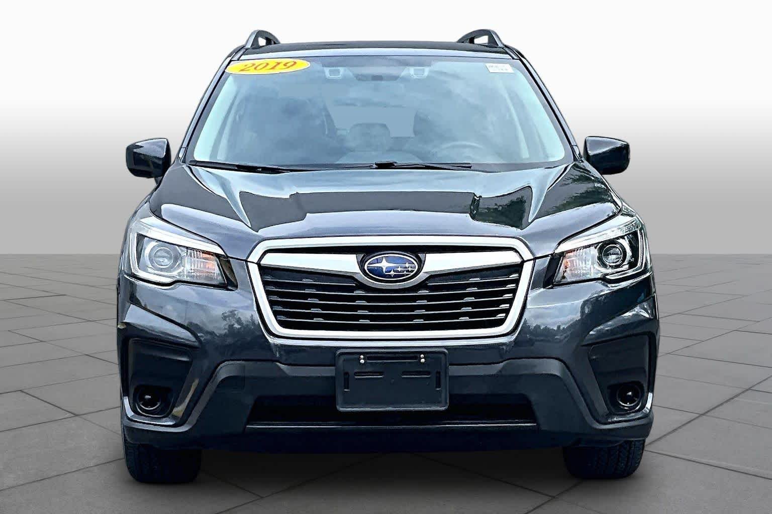 Used 2019 Dark Gray Metallic Subaru Premium image 4