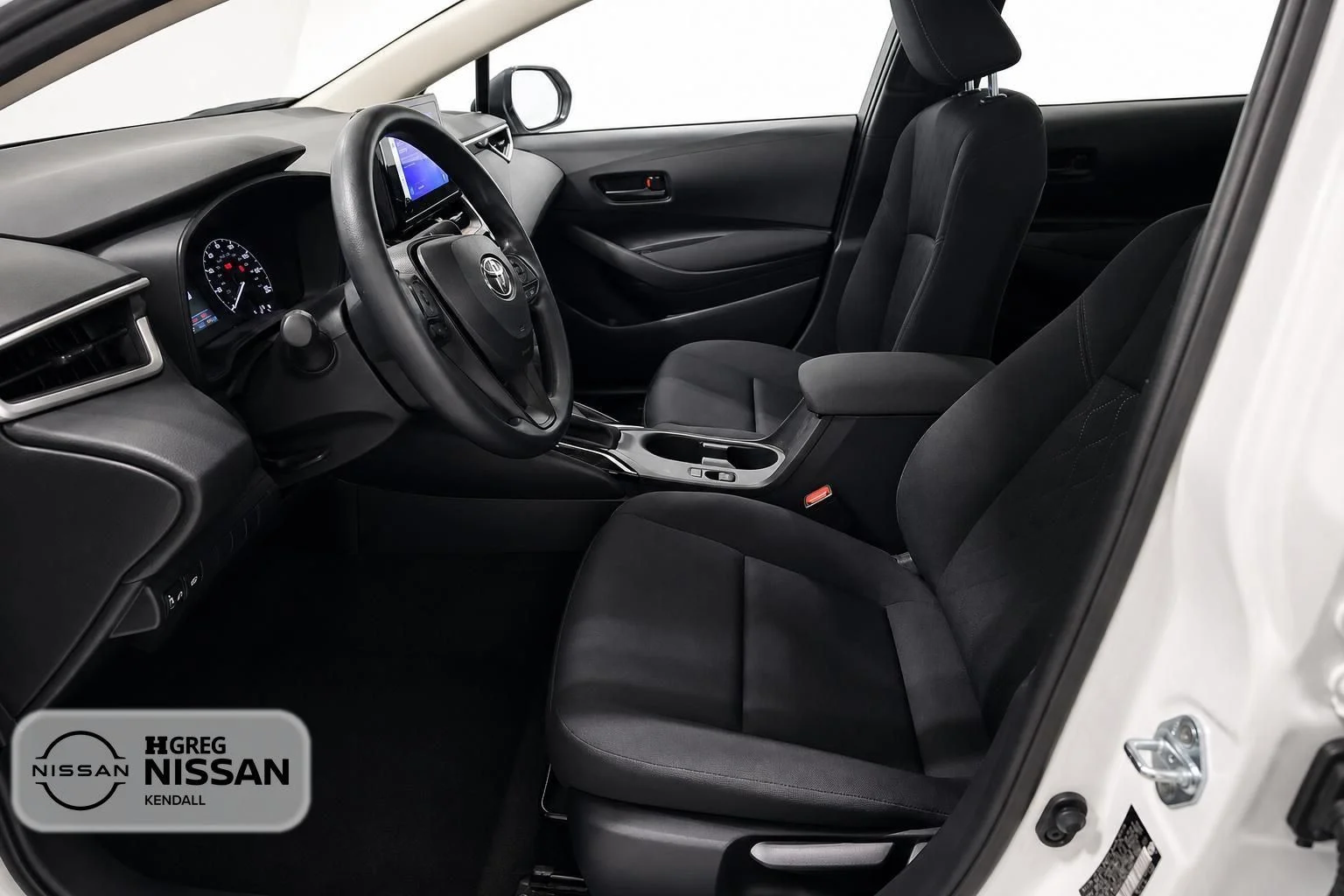 Used 2025 White Toyota LE image 7