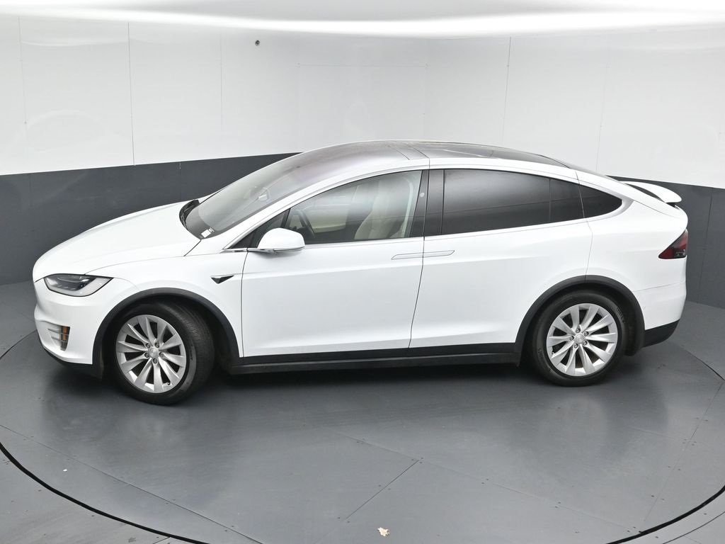 2018 TESLA MODEL X - Image 35