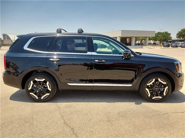 Used 2025 Ebony Black - EB KIA S All-Wheel Drive image 5