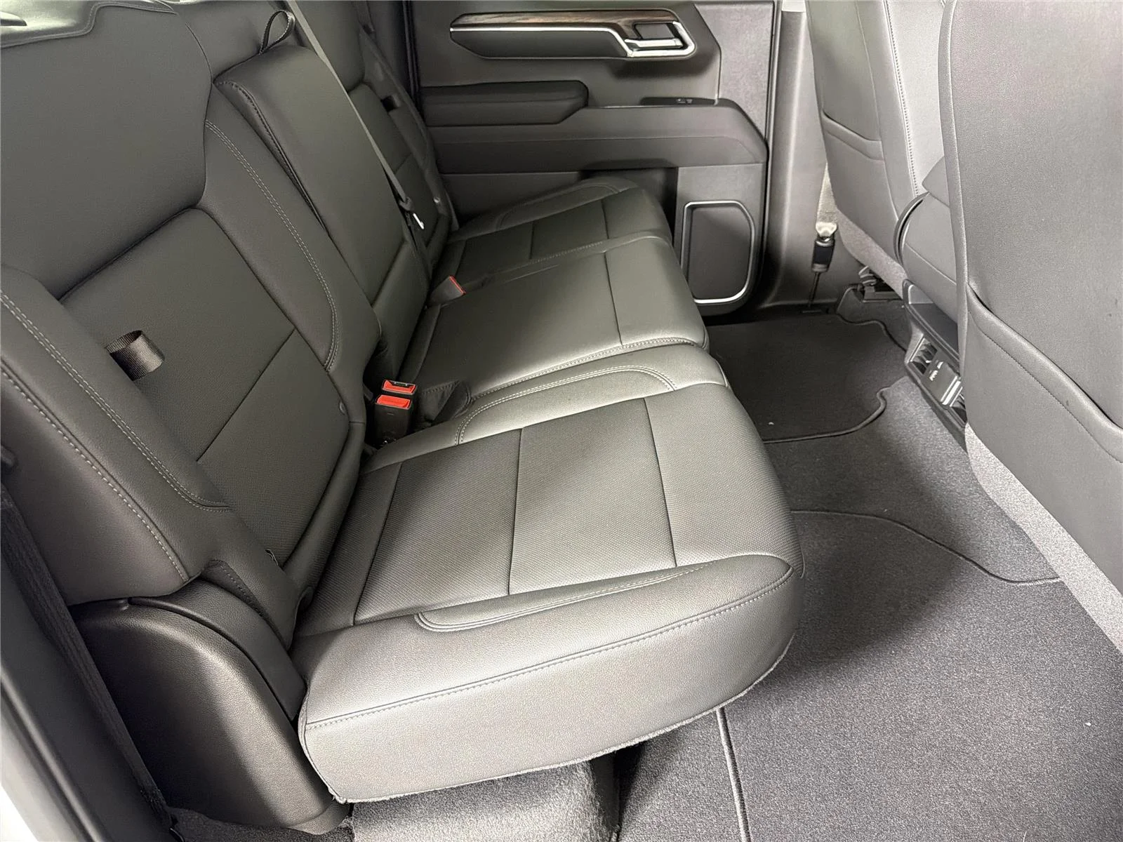 New 2026 Summit White GMC SLT image 13