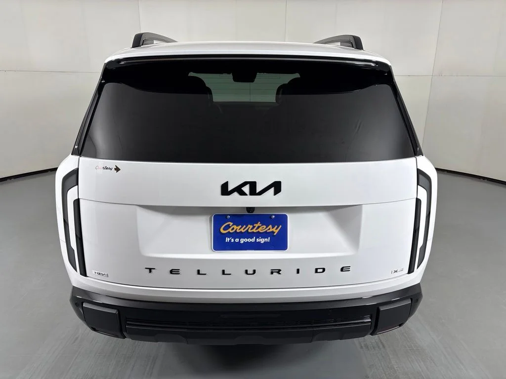 New 2027 Glacial White Pearl Kia X-Line SX image 7