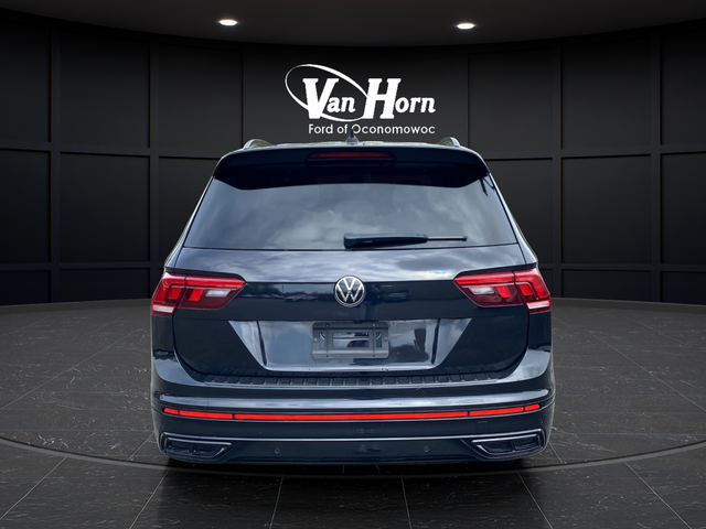 Used 2022 Deep Black Pearl Volkswagen 2.0T SE R-Line Black image 6