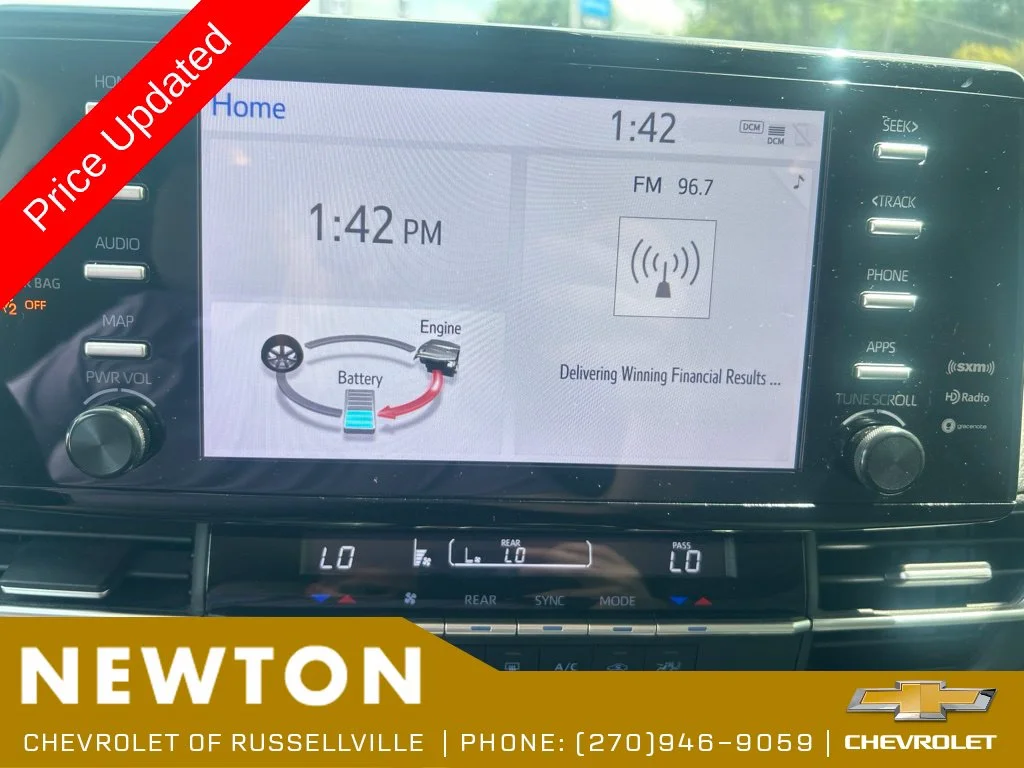 Used 2022 Gray Toyota LE image 10