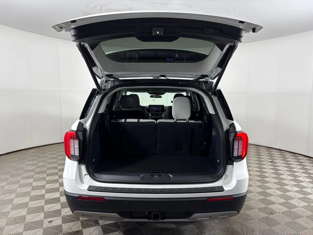 New 2026 White Ford Active image 31