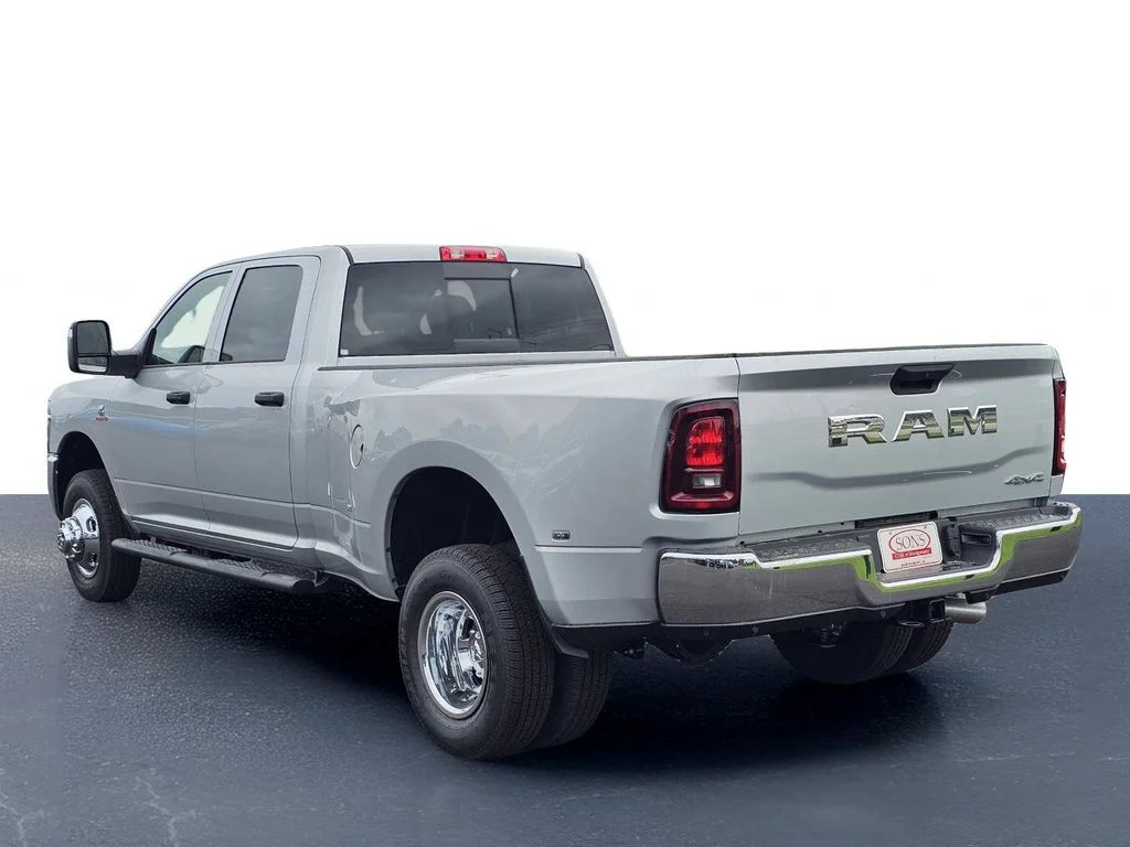 New 2026 Silver-Zynith Exterior Paint RAM Tradesman image 14