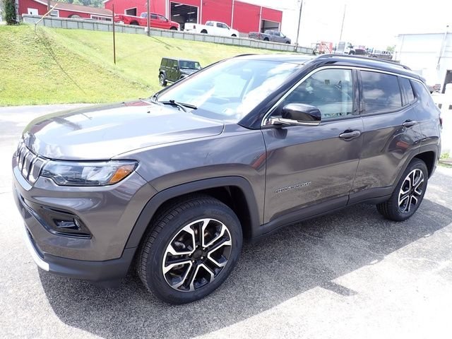 Used 2022 Gray Jeep Limited image 2