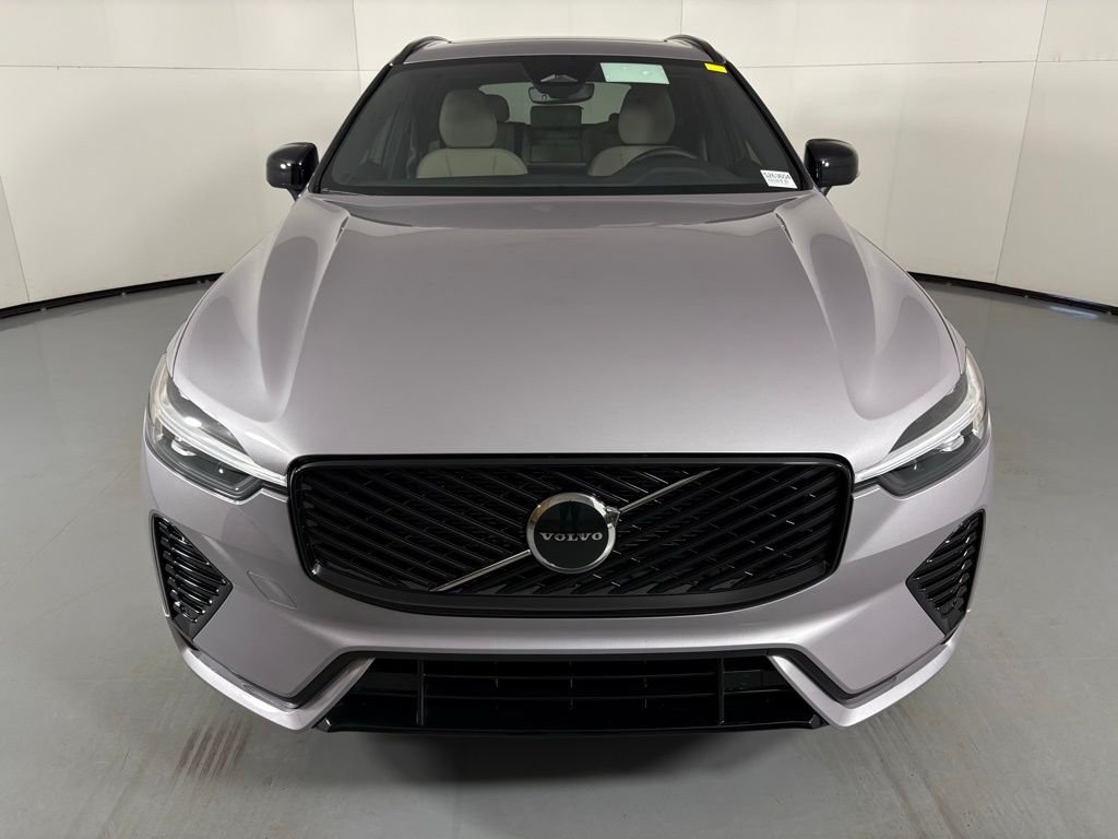 2026 Volvo XC60 Core