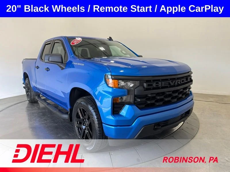 Used 2025 Blue Chevrolet Custom image 1