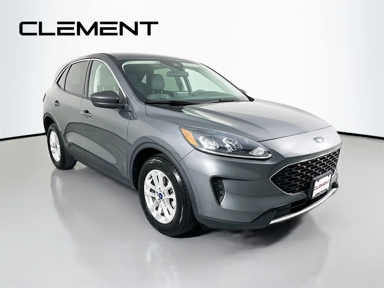 Certified Used 2022 Gray Metallic Ford SE image 5