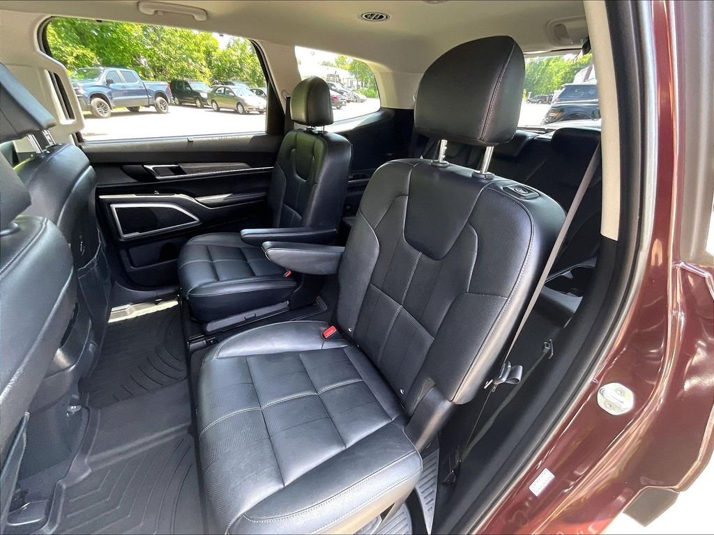 Used 2022 Purple Kia EX image 26