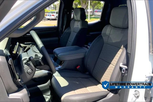 2026 Chevrolet Silverado 1500 ZR2 - Photo 10