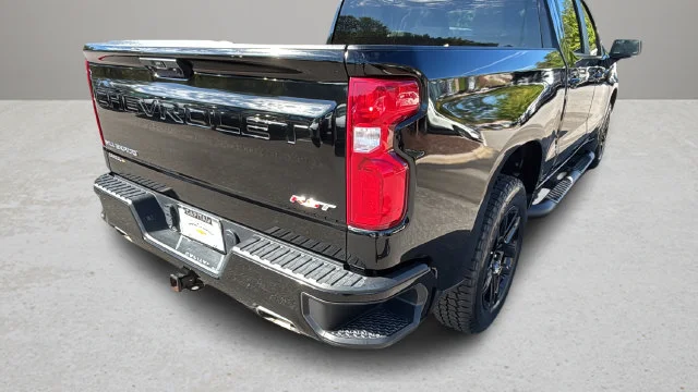 Used 2024 Black Chevrolet RST image 40