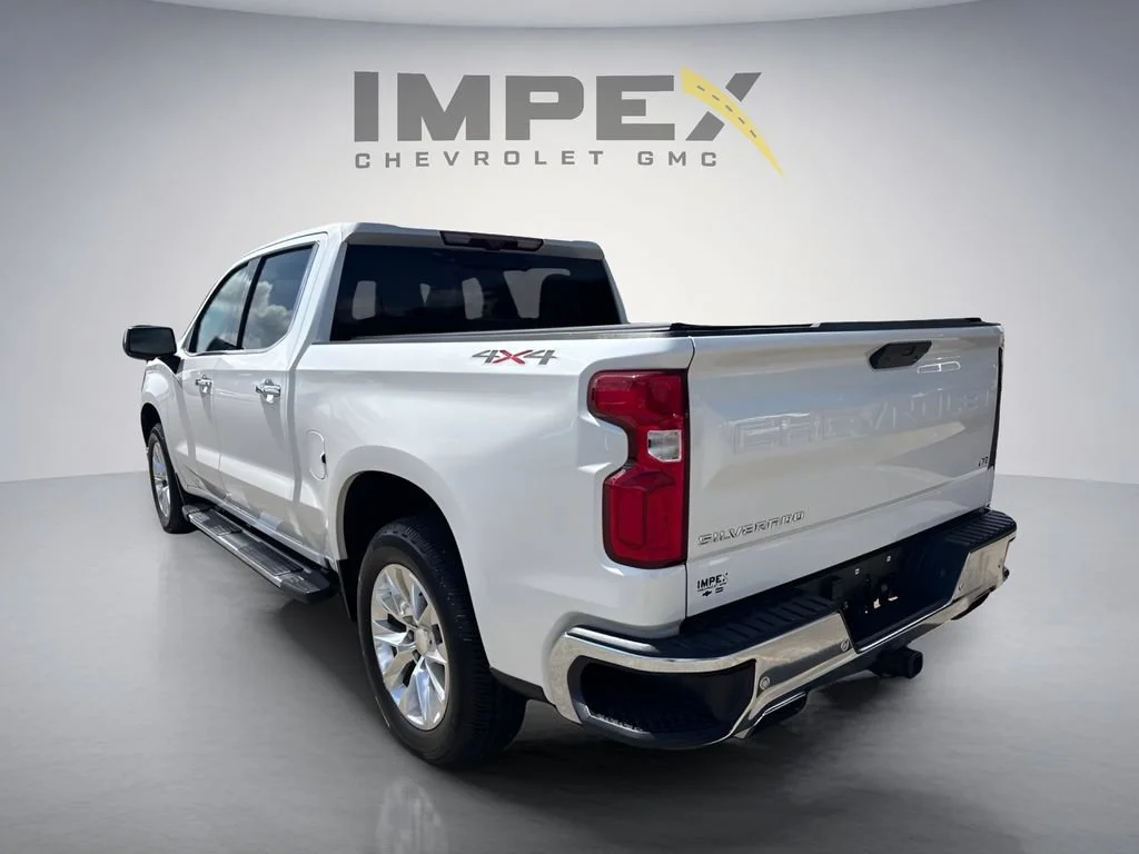 Used 2020 IRIDESCENT PEARL TRICOAT Chevrolet LTZ image 4