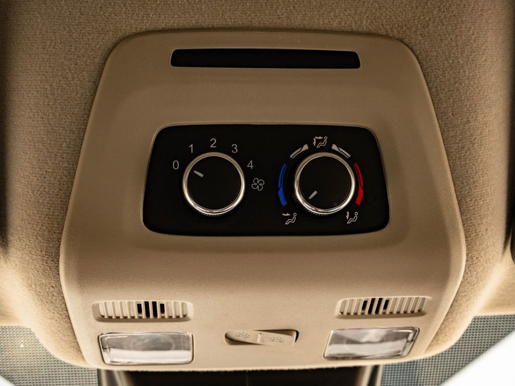 Used 2024 Oxford White Ford XLT image 36