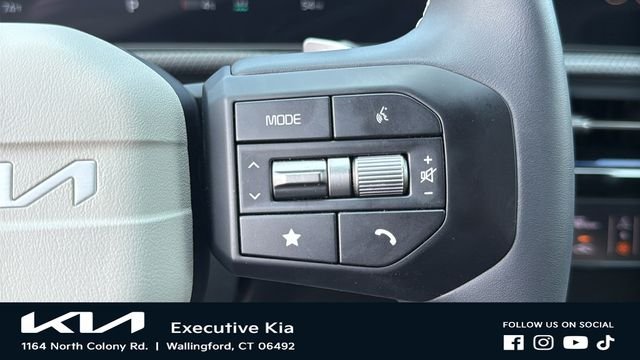 New 2026 Glacial White Pearl / Black Ro Kia GT-Line AWD image 14