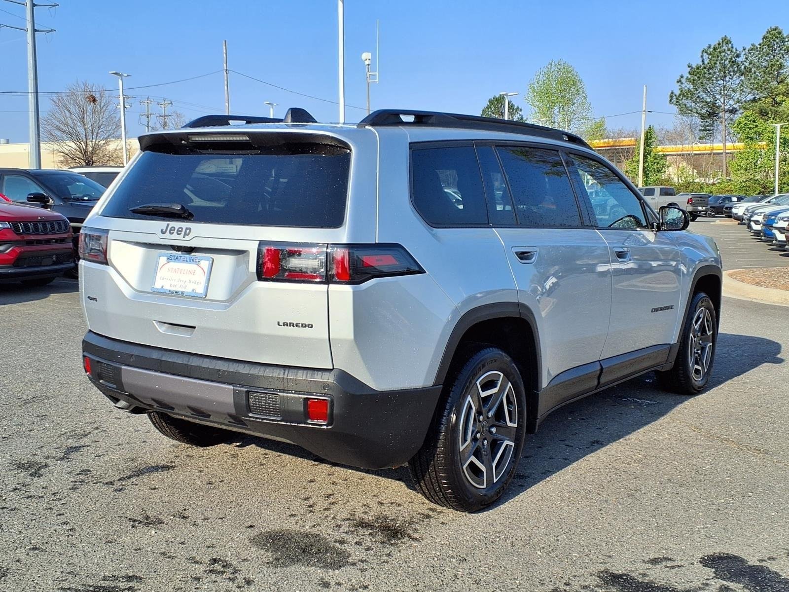 New 2026 Silver Zynith Clearcoat Jeep Laredo image 2