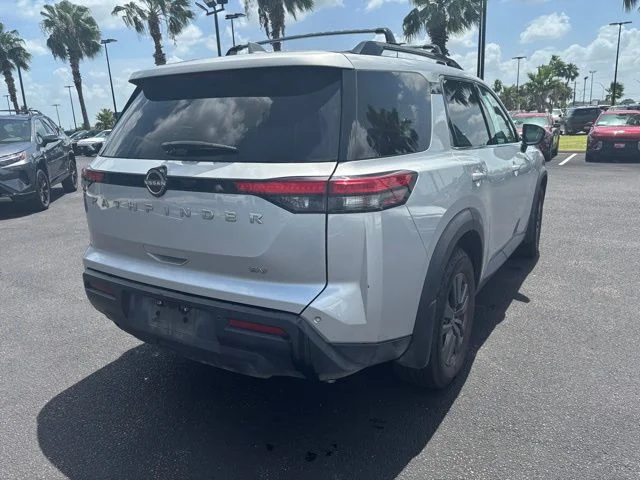 Used 2022 Silver Nissan SV image 6