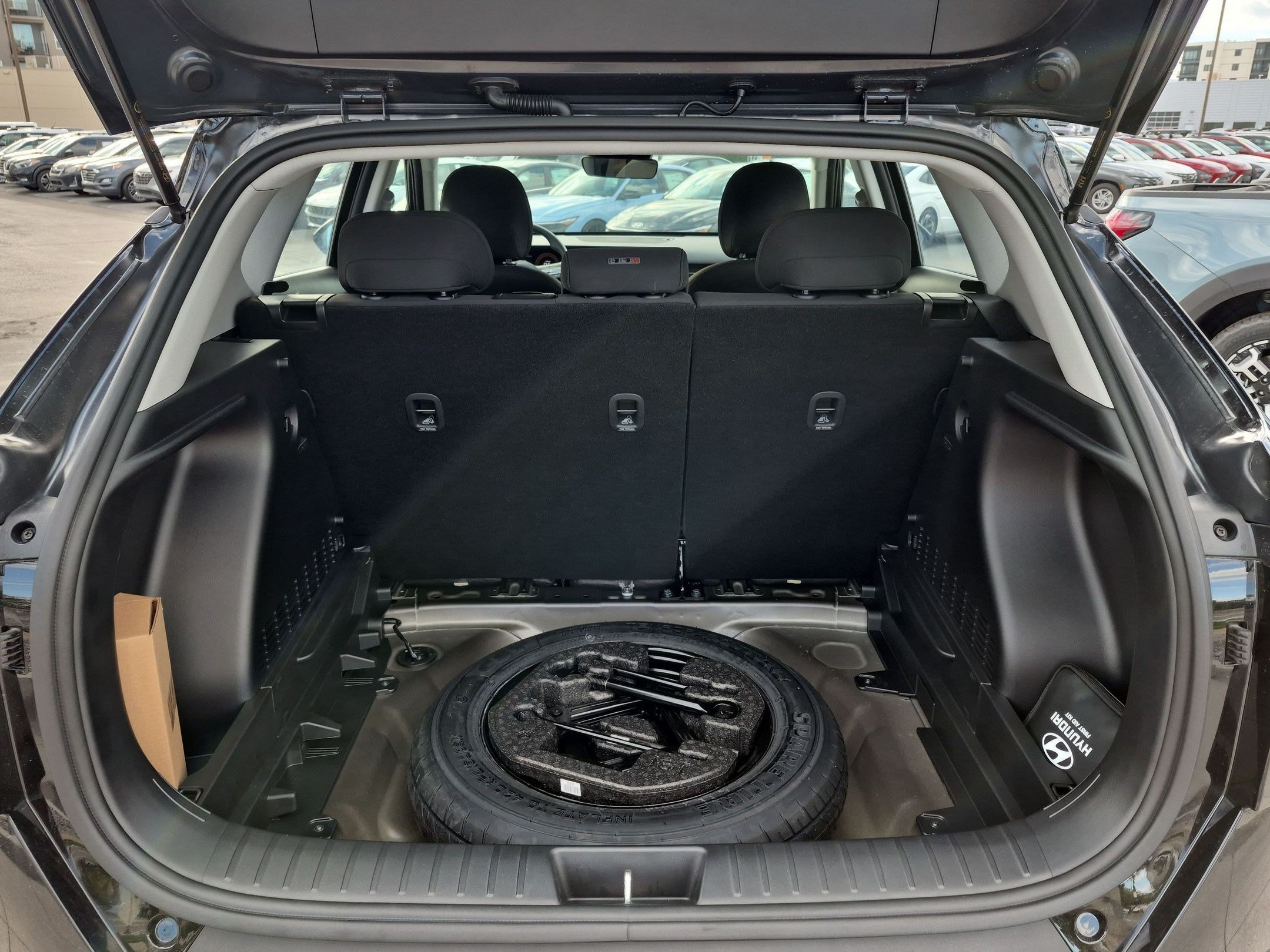 2026 Hyundai Kona SE - Photo 24