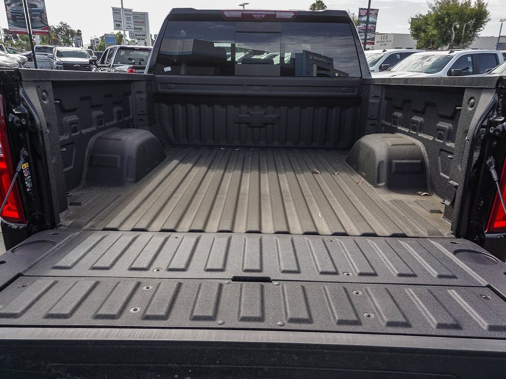 New 2026 Black Chevrolet ZR2 image 24