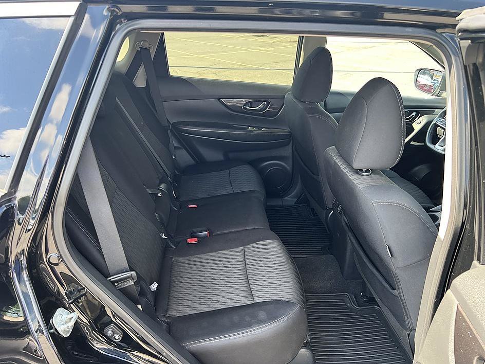 Used 2019 Magnetic Black Pearl Nissan S image 16