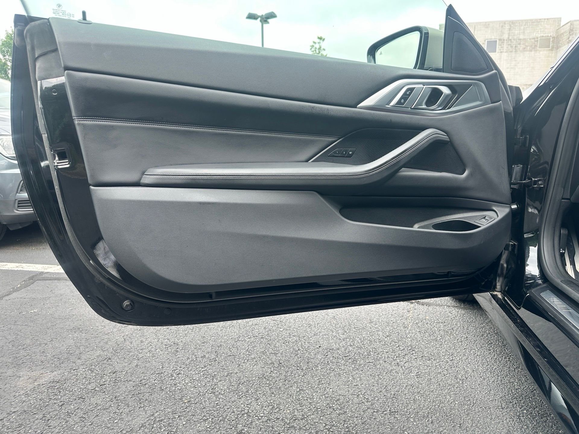 Used 2024 Black BMW M440i xDrive image 4