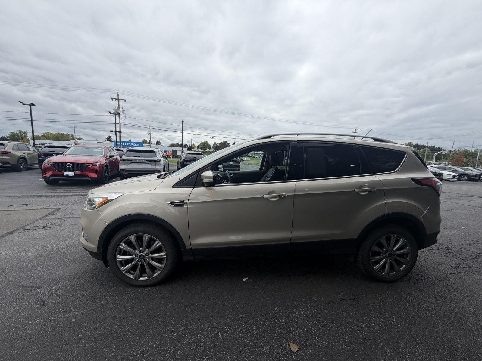 Used 2017 White Gold Ford Titanium image 5