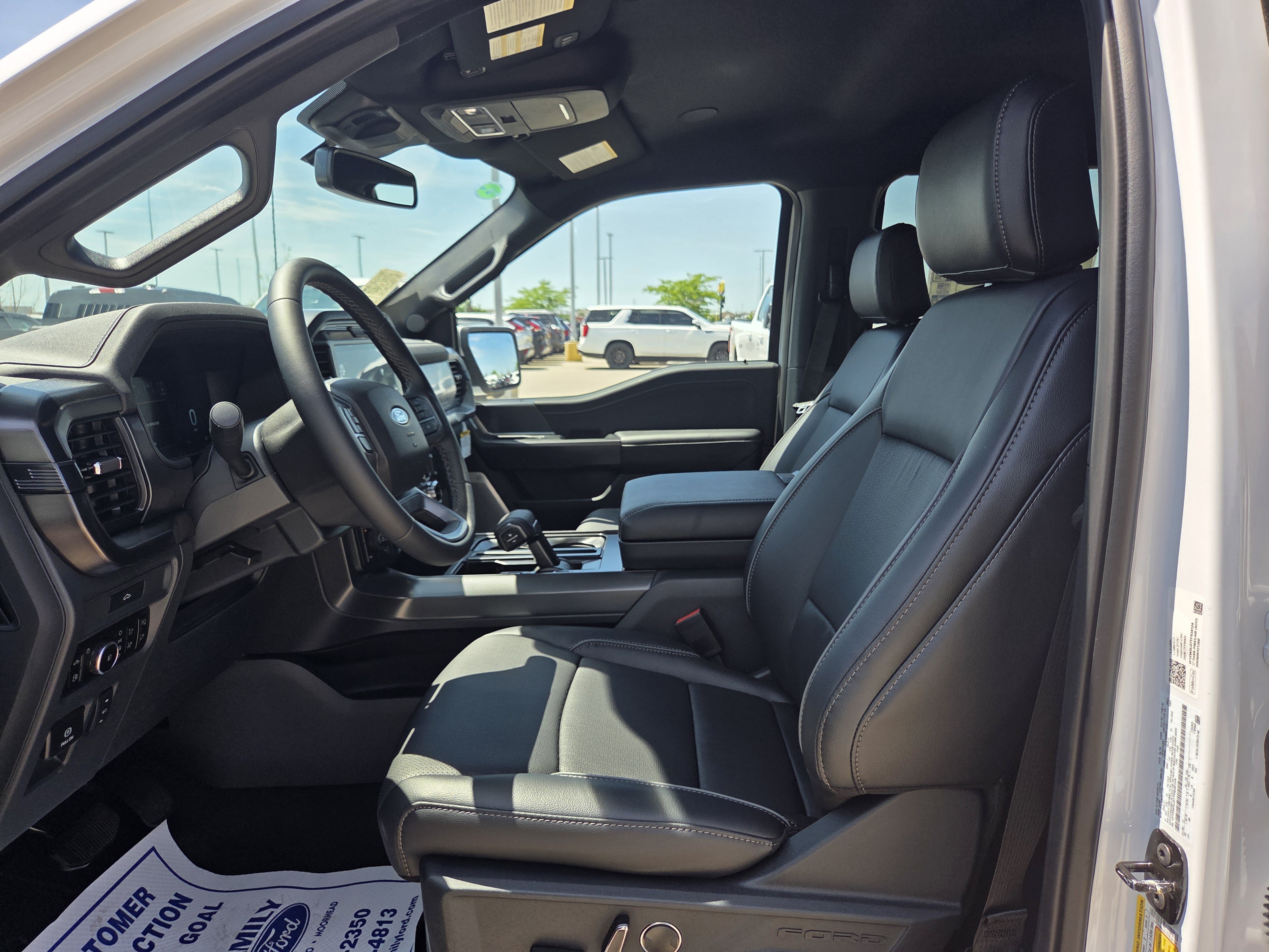 New 2026 Oxford White Ford LARIAT image 5
