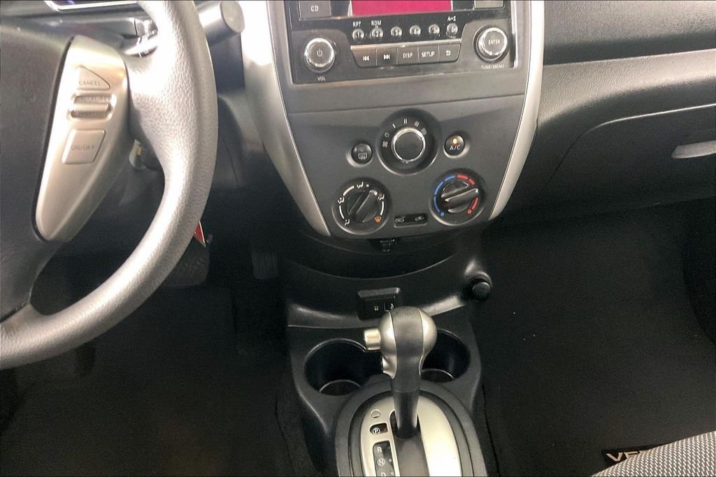 2017 Nissan Versa Sedan SV - Photo 8