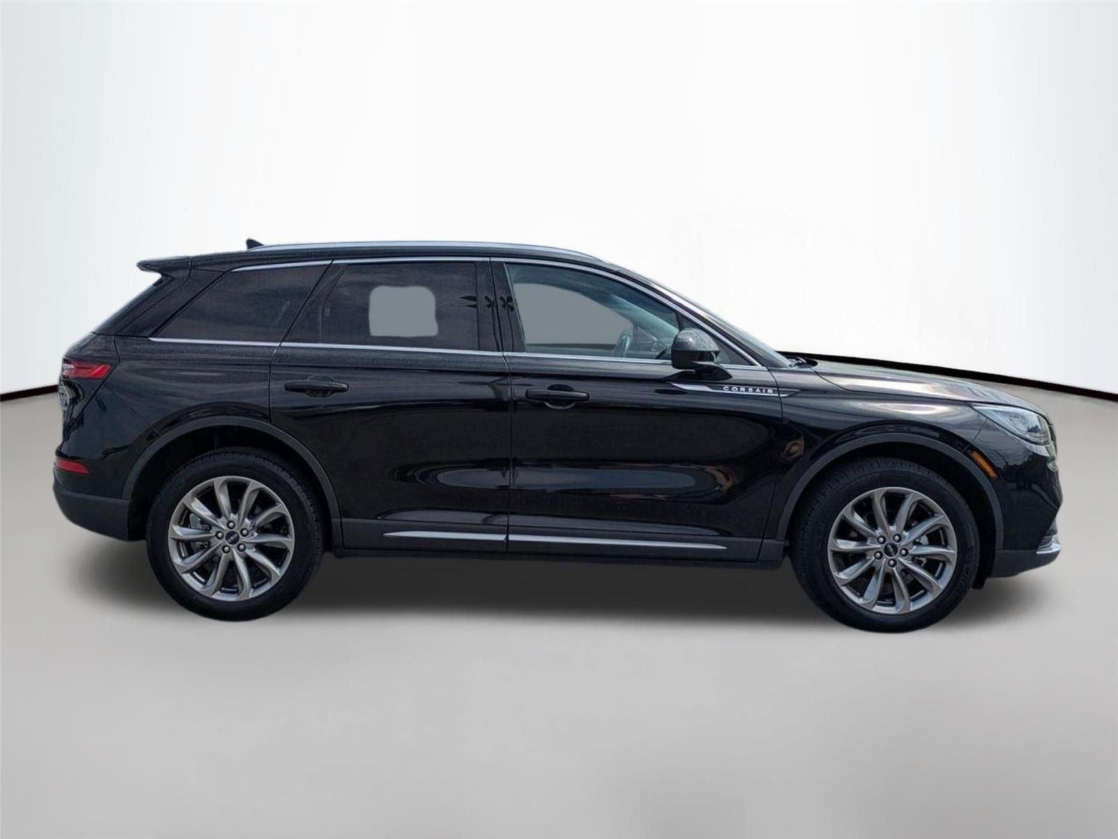 Used 2022 Infinite Black Metallic Clearcoat Lincoln Standard image 4