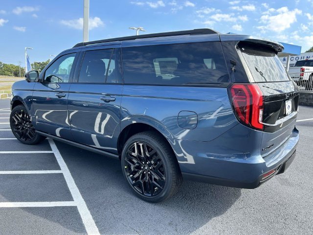 New 2027 Nocturnal Blue Metallic Ford Platinum image 26