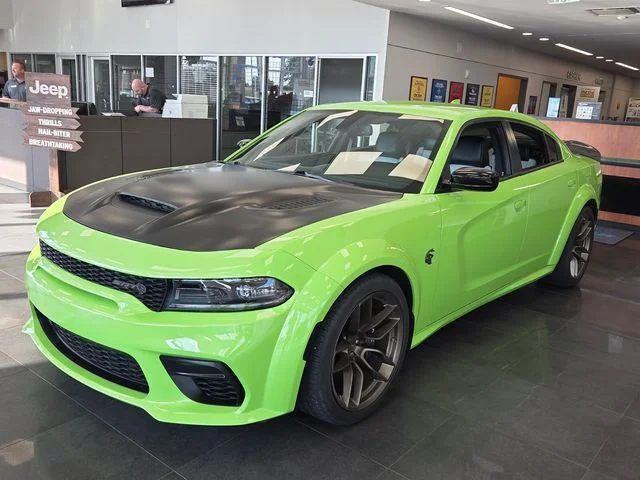Used 2023 Green Dodge SRT Hellcat Widebody image 3
