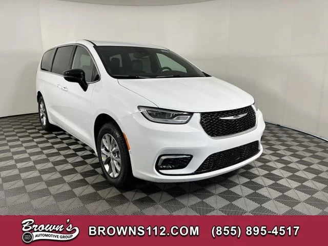 2026 Chrysler Pacifica Select AWD's photo