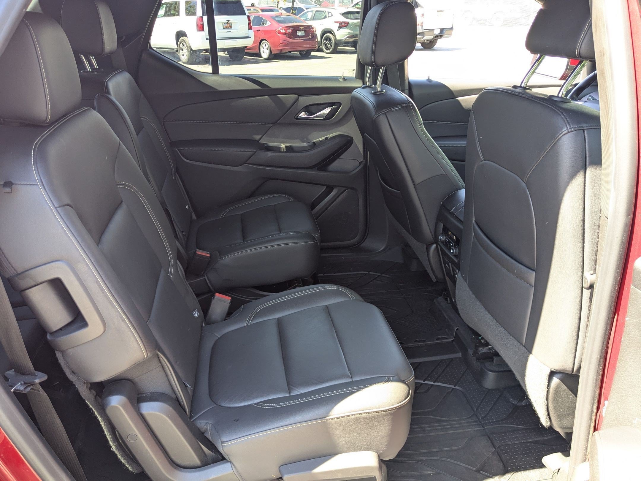 2022 Chevrolet Traverse 3LT - Photo 29