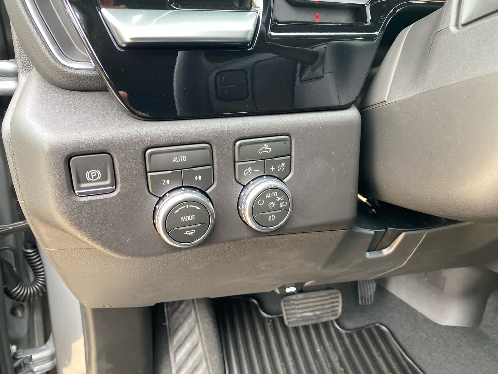 2026 GMC Sierra 1500 Elevation - Photo 10