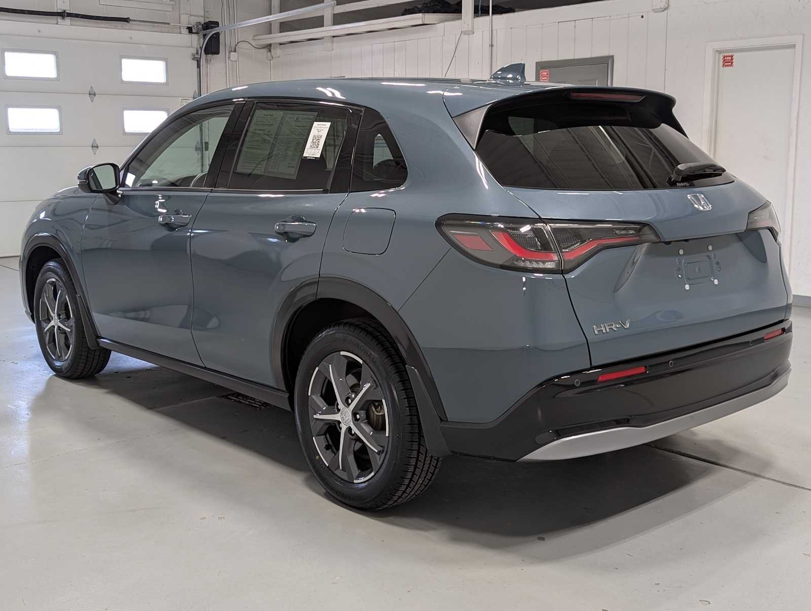 2024 Honda HR-V EX-L - Photo 10
