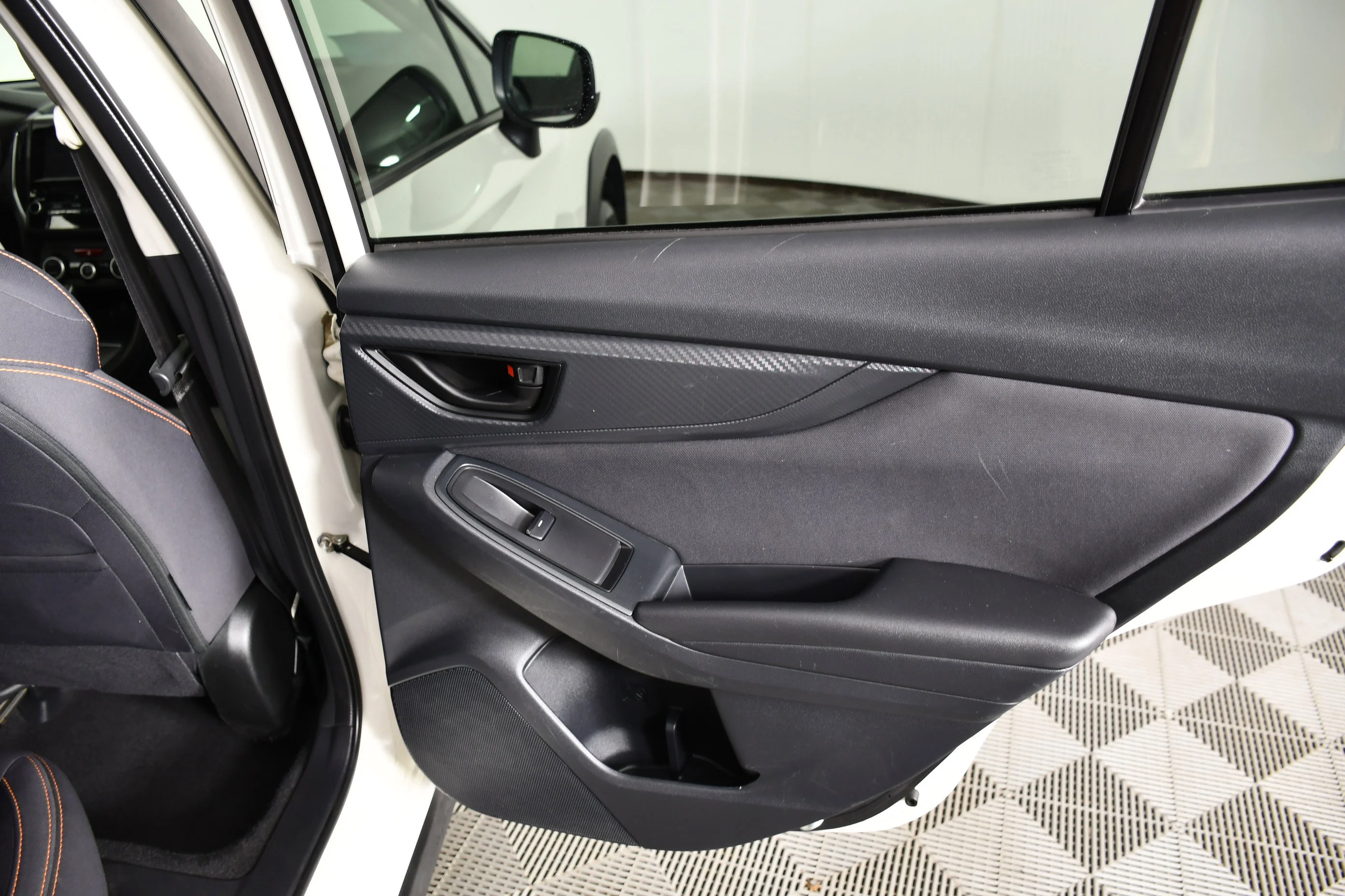 Used 2022 Crystal White Pearl Subaru Premium image 43