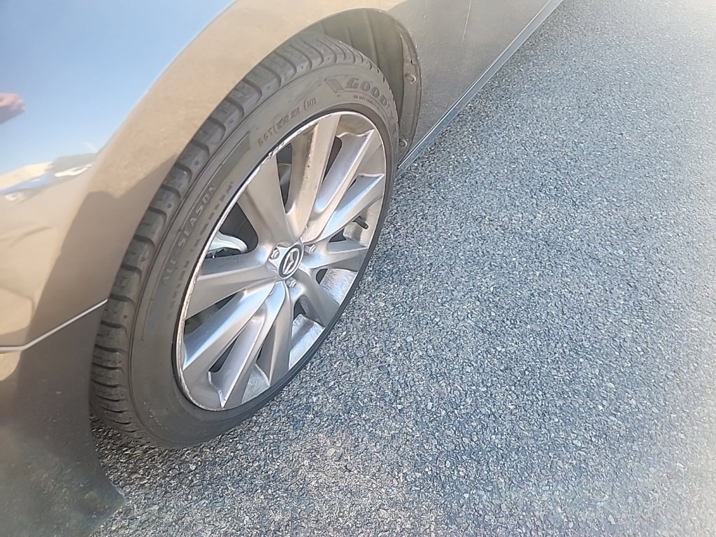 Used 2019 Machine Gray Metallic Mazda Premium image 7