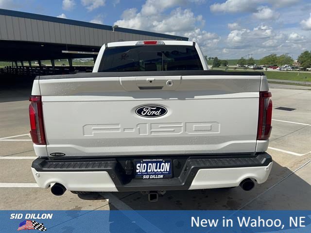 New 2026 Star White Metallic Tri-Coat Ford Lariat® image 4