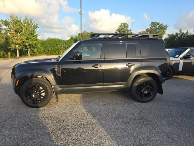 Certified Used 2025 Santorini Black Metallic Land Rover S image 2
