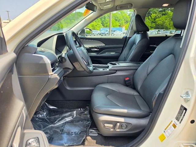 2024 Toyota Grand Highlander XLE - Photo 21