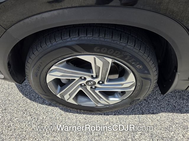 Used 2021 Black Hyundai SEL image 18