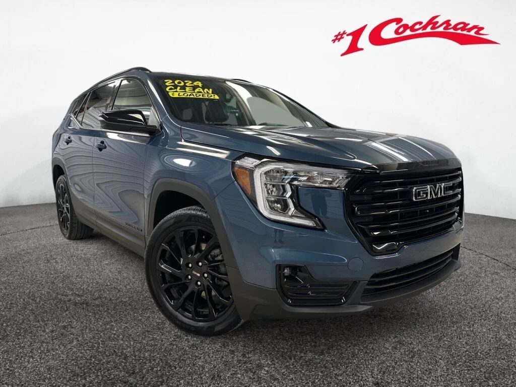 2024 GMC Terrain SLT AWD's photo
