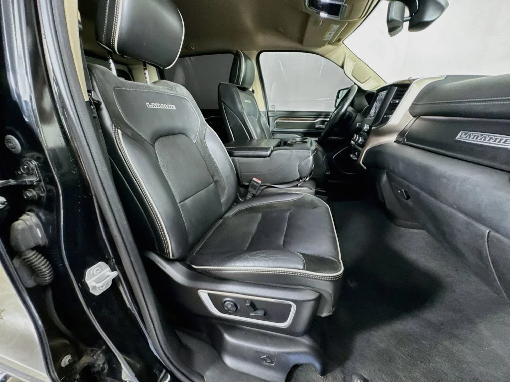 Used 2019 Black Ram Laramie image 33
