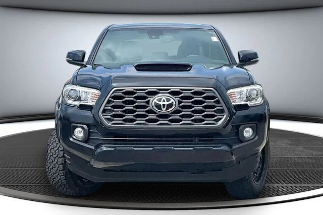 Used 2020 Toyota Tacoma TRD Sport with VIN 3TMCZ5AN9LM335799 for sale in Kansas City