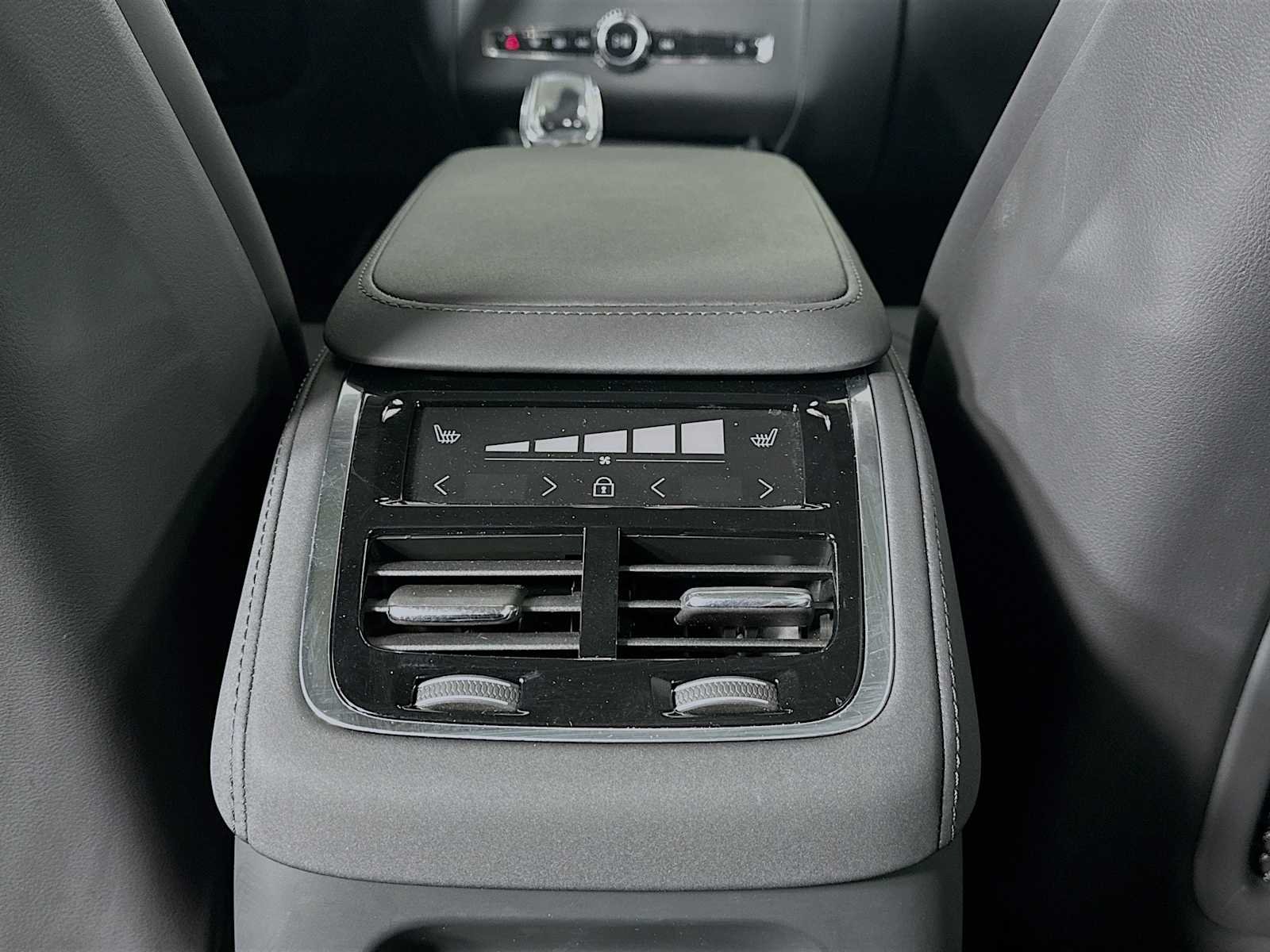 Certified Used 2025 Crystal White Volvo Plus image 24