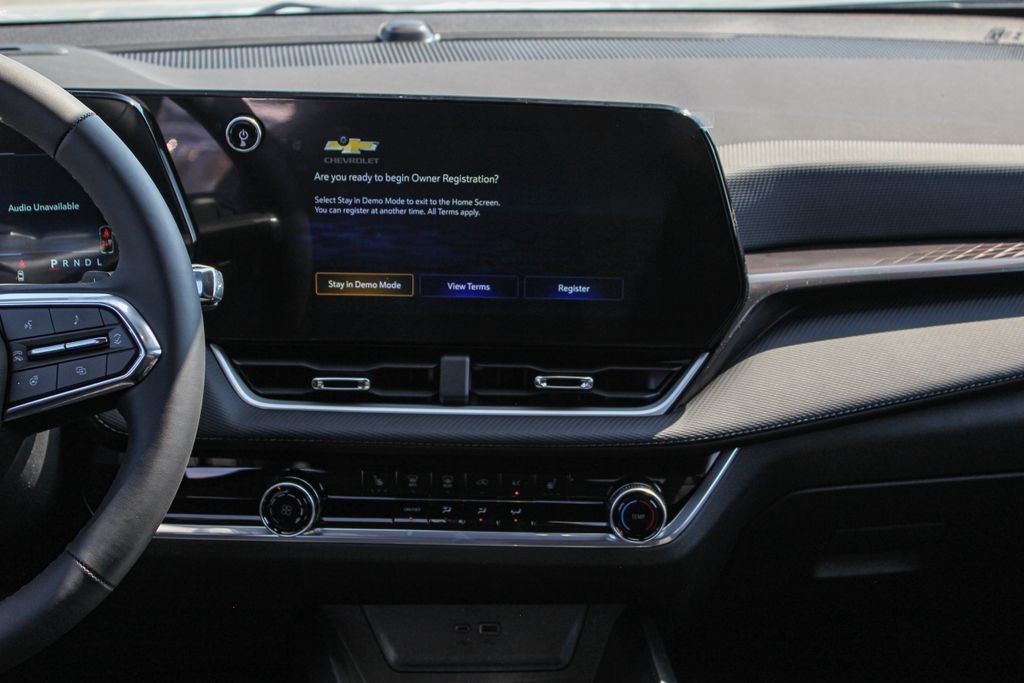 2027 Chevrolet Equinox LT - Photo 21