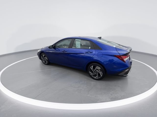 Used 2025 Blue Hyundai SEL Sport image 6