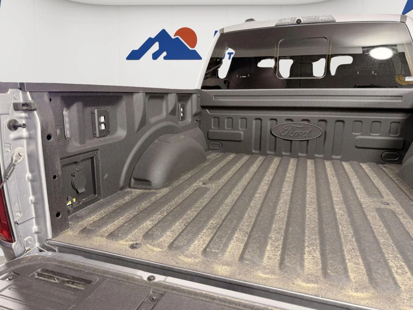 Used 2023 Iconic Silver Ford Raptor image 7