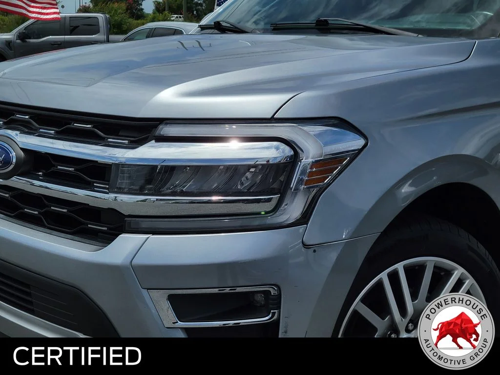 Used 2022 Silver Ford Limited image 10